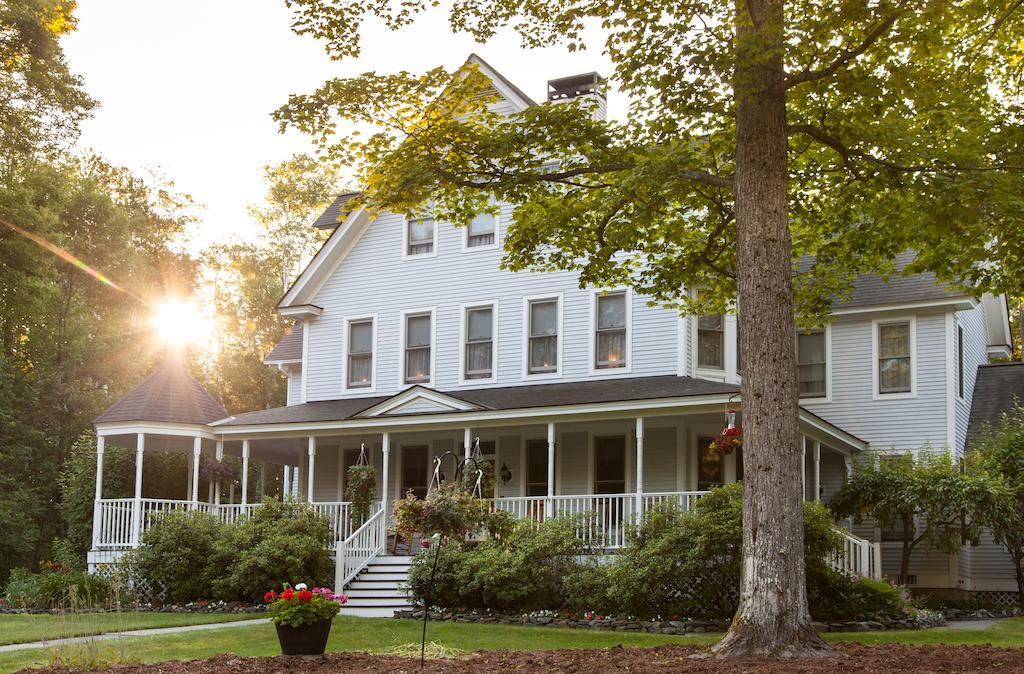 The Maple Leaf Inn Barnard Екстериор снимка