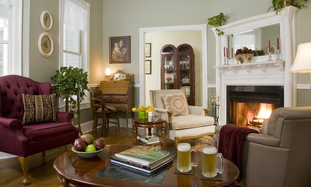 The Maple Leaf Inn Barnard Екстериор снимка